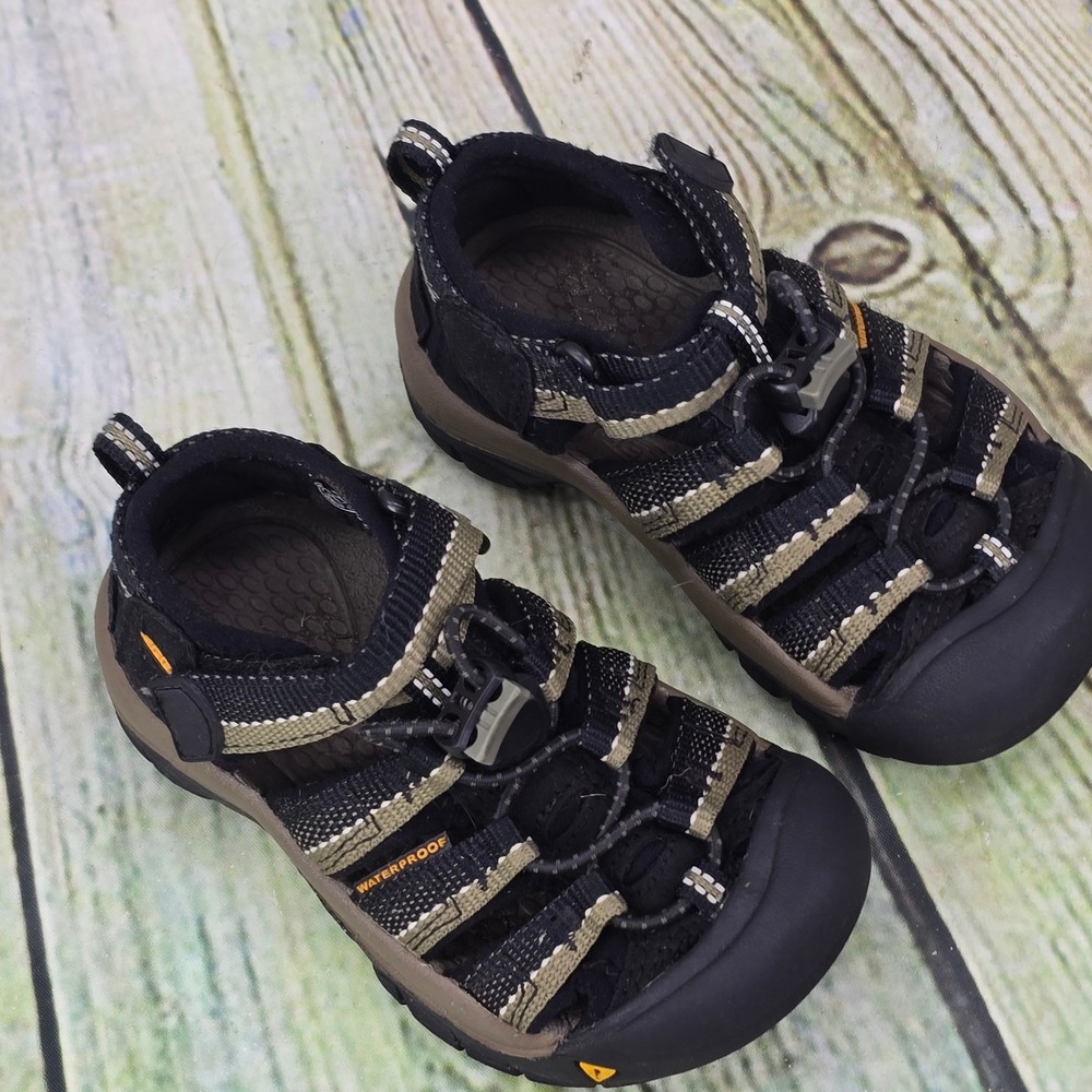 Keen Newport H2 Sandals Toddler Boys 9 Black Stone Waterproof Hiking Water Shoes - Picture 7 of 10